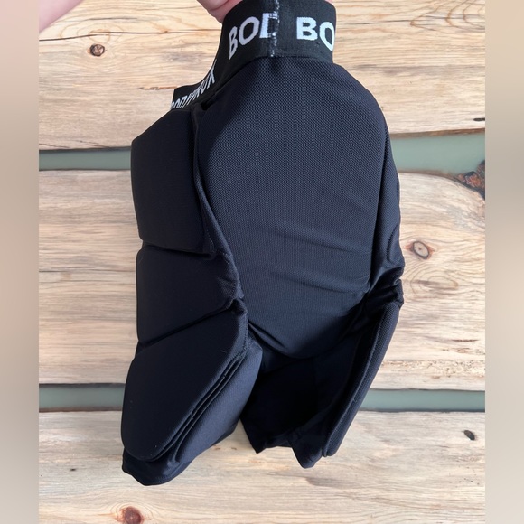 NWOT Bodyprox Protective Padded Shorts Active Flag Football Goalie BMX Skate - Picture 3 of 8